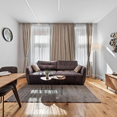 Sky9 Apartments District 17 Виена Екстериор снимка