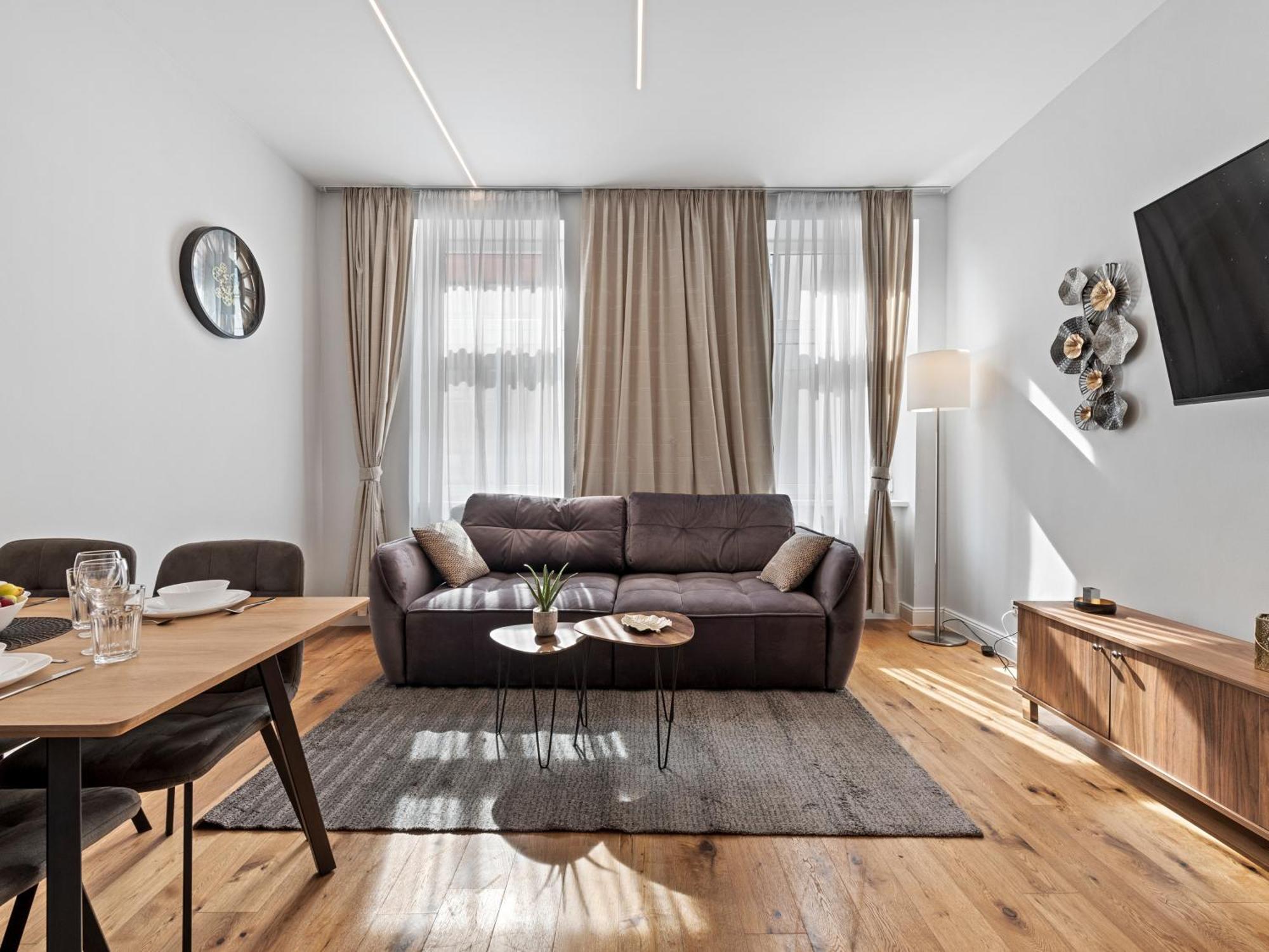 Sky9 Apartments District 17 Виена Екстериор снимка