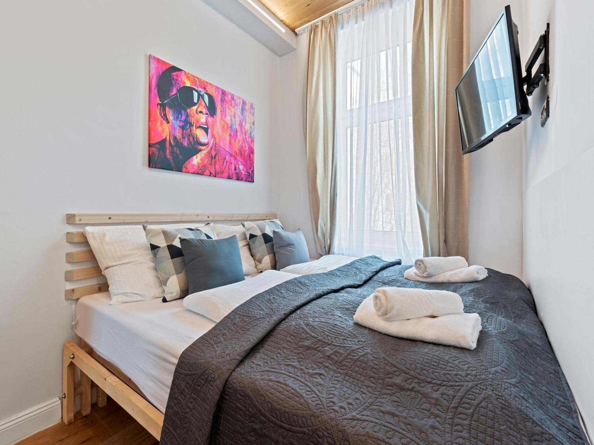 Sky9 Apartments District 17 Виена Екстериор снимка