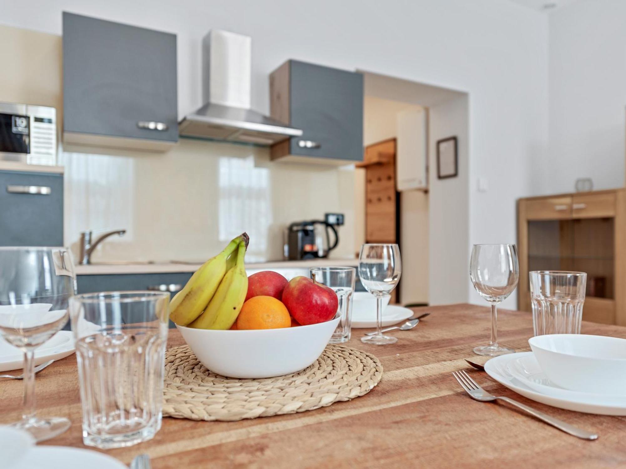 Sky9 Apartments District 17 Виена Екстериор снимка
