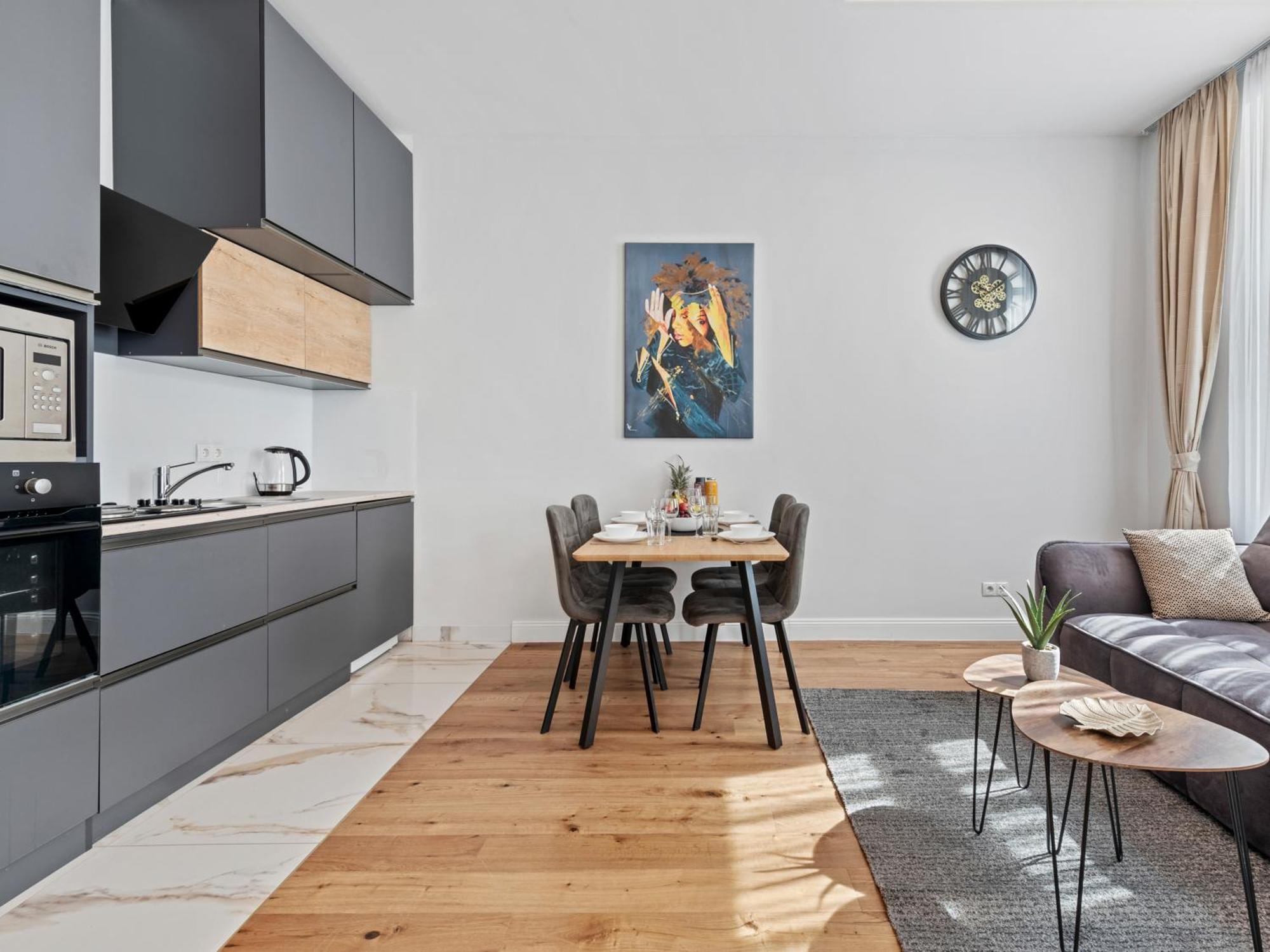 Sky9 Apartments District 17 Виена Екстериор снимка